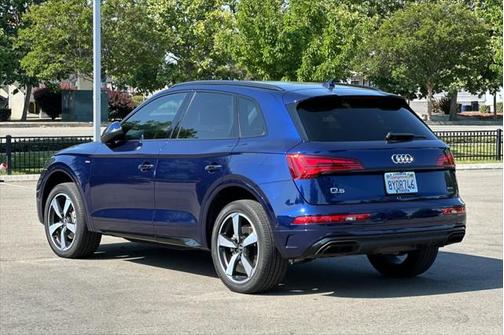 2022 Audi Q5 45 S line Prestige