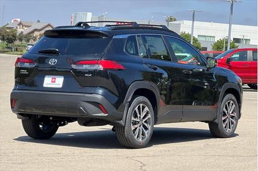 2025 Toyota Corolla Cross XLE