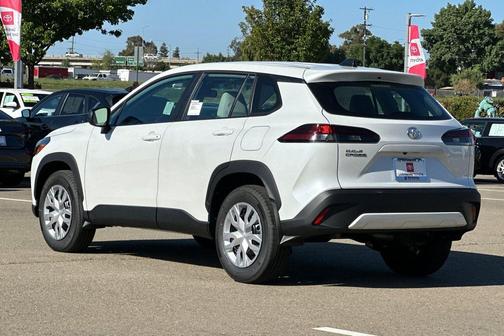 Wind Chill Pearl 2026 Toyota Corolla Cross L