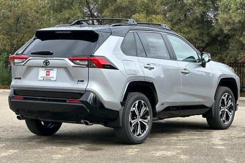 2025 Toyota RAV4 Hybrid SE