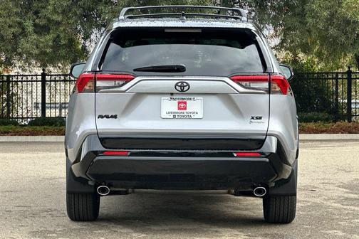 2025 Toyota RAV4 Hybrid SE