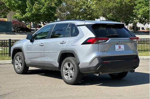 2023 Toyota RAV4 Hybrid LE