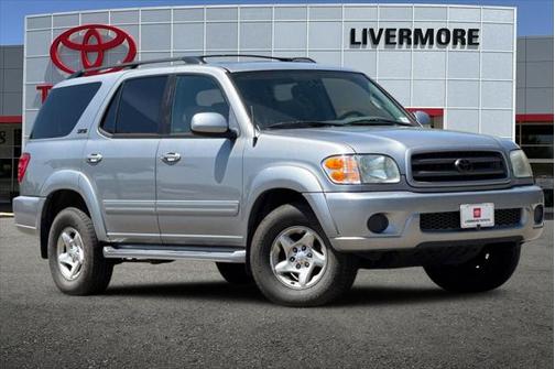 2002 Toyota Sequoia SR5