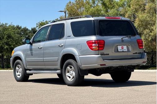 2002 Toyota Sequoia SR5