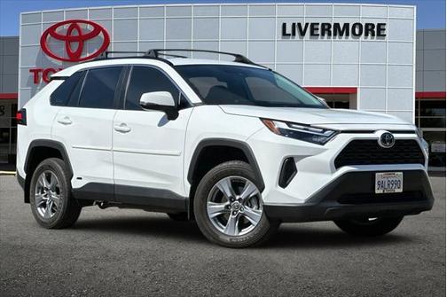 2022 Toyota RAV4 Hybrid XLE