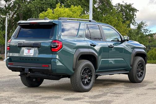 Everest 2026 Toyota 4Runner TRD Off Road Premium