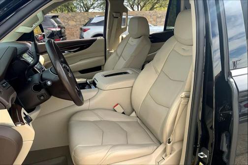 2016 Cadillac Escalade Luxury