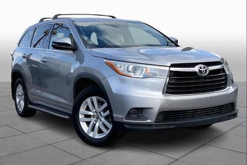2016 Toyota Highlander LE