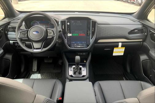 CBS/Crystal Bla 2025 Subaru Forester Hybrid Limited