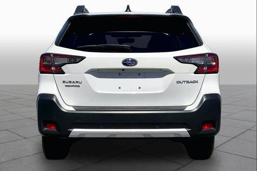 Crystal White Pearl 2024 Subaru Outback Limited
