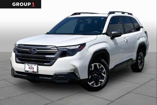 Crystal White Pearl 2025 Subaru Forester Premium