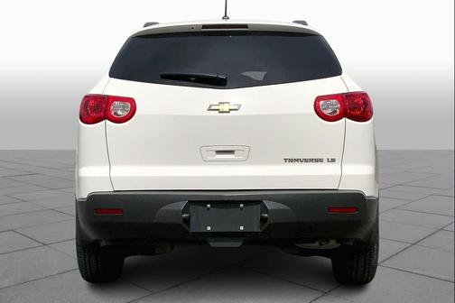 2011 Chevrolet Traverse LS