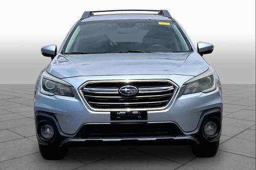 Ice Silver Metallic 2018 Subaru Outback 2.5i Limited