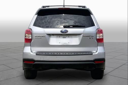 Ice Silver Metallic 2015 Subaru Forester 2.0XT Touring
