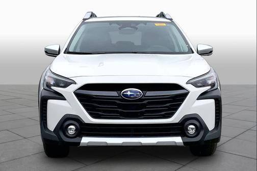 Crystal White Pearl 2024 Subaru Outback Touring