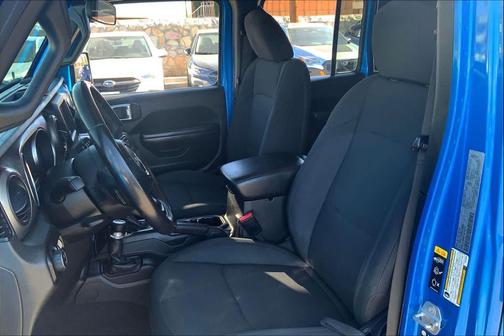 2021 Jeep Gladiator Willys 4x4