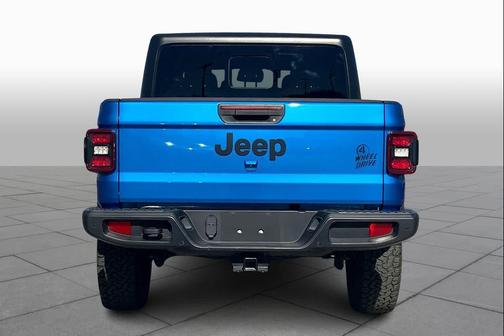 2021 Jeep Gladiator Willys 4x4