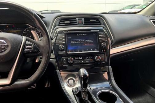 2017 Nissan Maxima 3.5 SR