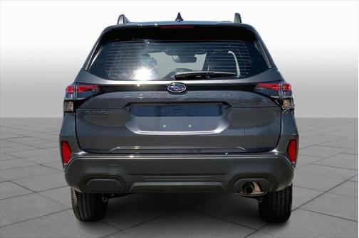 2025 Subaru Forester Base