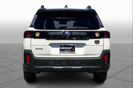 Crystal White Pearl 2026 Subaru Outback Wilderness