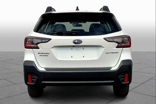 2021 Subaru Outback Base
