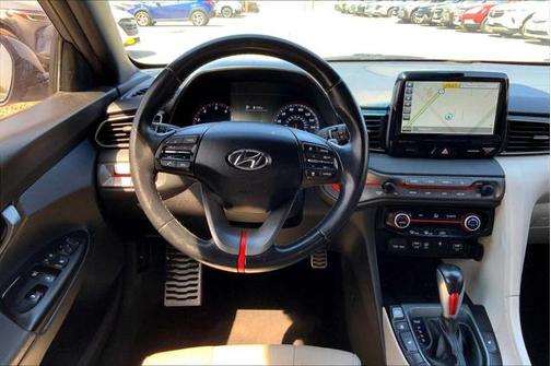 2021 Hyundai Veloster Base