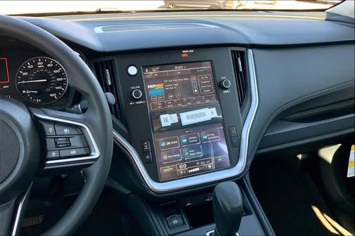 2025 Subaru Outback Base