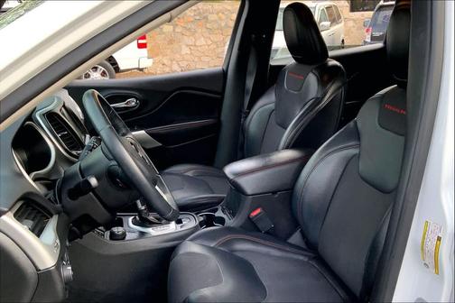 2017 Jeep Cherokee Trailhawk