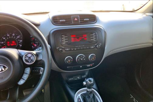 2015 Kia Soul Base
