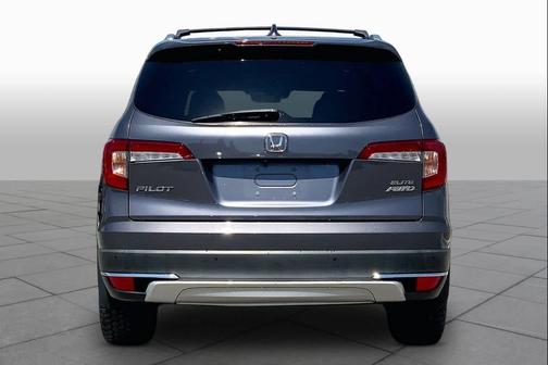 Modern Steel Metallic 2020 Honda Pilot AWD Elite