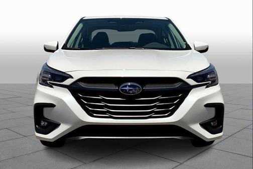 Crystal White Pearl 2025 Subaru Legacy Limited
