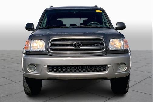 2004 Toyota Sequoia SR5