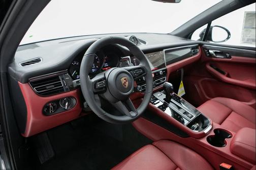 2026 Porsche Macan GTS