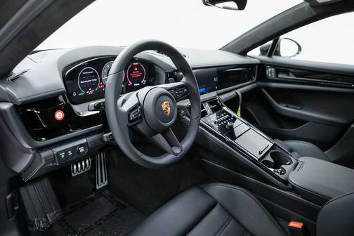 2026 Porsche Panamera GTS
