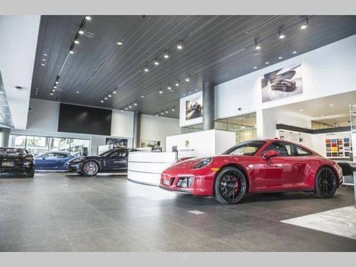 2023 Porsche Cayenne 