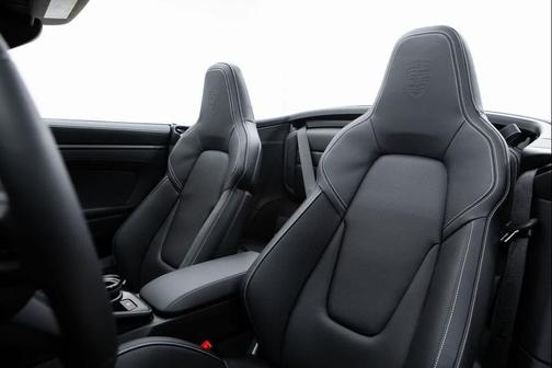 2026 Porsche 911 Carrera 4 GTS