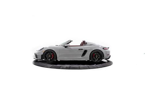 2022 Porsche 718 Spyder 