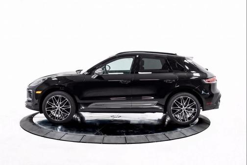 2025 Porsche Macan T