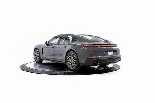 2026 Porsche Panamera RWD