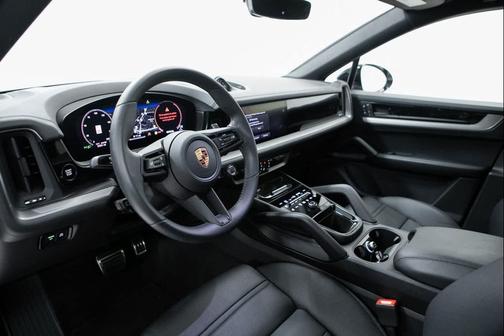 2025 Porsche Cayenne S