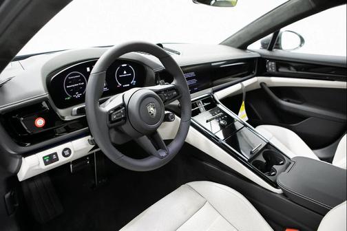 2026 Porsche Panamera Turbo