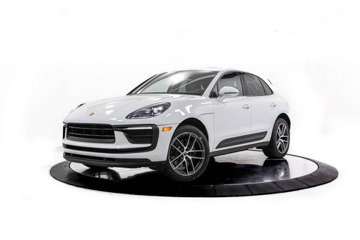 2022 Porsche Macan 