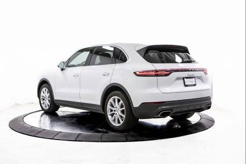 2022 Porsche Cayenne Cayenne