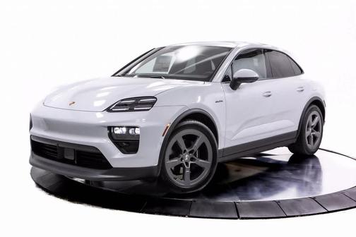 2025 Porsche Macan 4