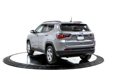 Billet Silver Metallic Clearcoat 2023 Jeep Compass Latitude