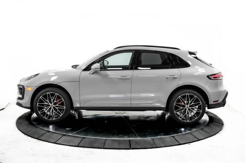 2025 Porsche Macan 