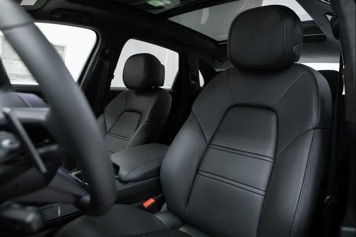 2026 Porsche Cayenne GTS