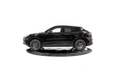 2022 Porsche Cayenne 