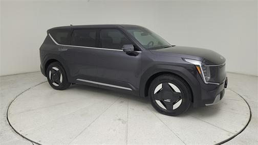 2026 Kia EV9 Light Long Range