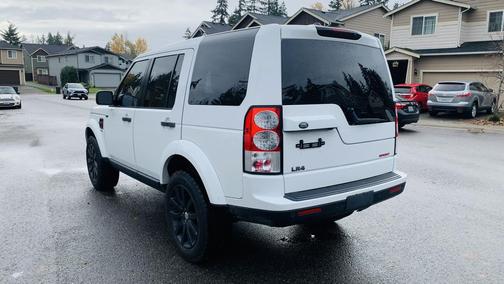 2013 Land Rover LR4 Base